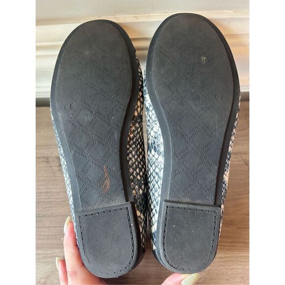 Vionic Women's Sz 7.5 Ballet Flats Minna Boa Snake Print work career comfy EUC - Picture 8 of 9